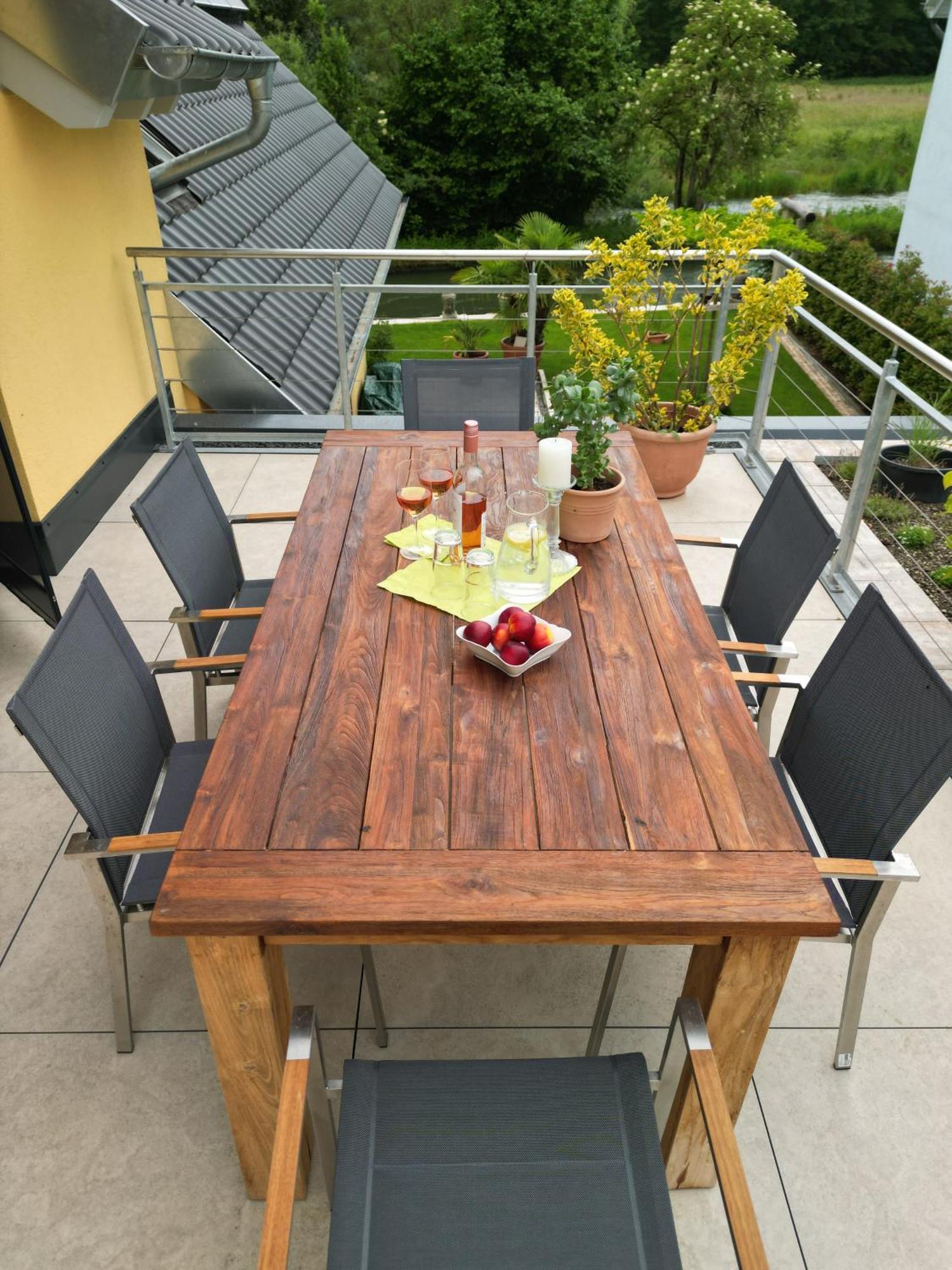 Ferienwohnung, 2 Zimmer, 4 Bis 6 Personen, 67 Qm, Mit Grossem Balkon, Entlang Am Fluss, An Der Aach, Am Bodensee, Nah Am Naturschutzgebiet Singen Exterior foto